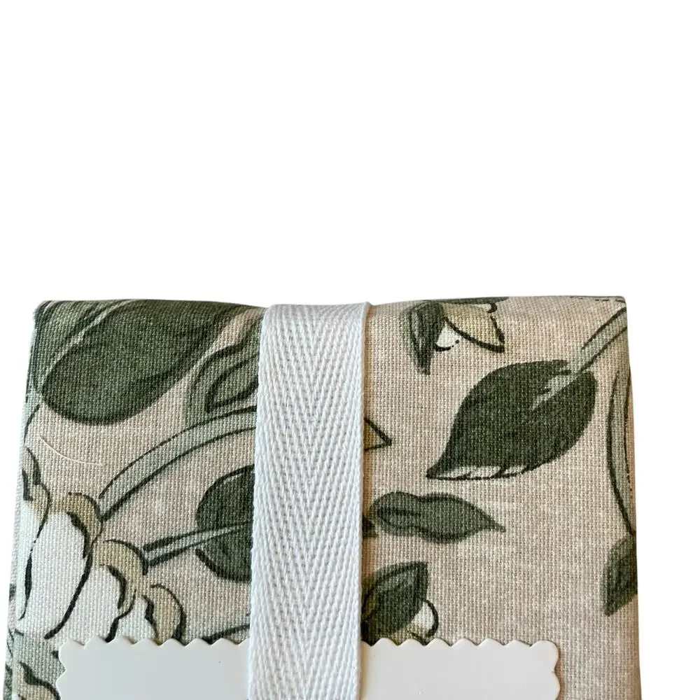 LOVEKIN Tavi Bloom Napkins 18x18 Green Spring Floral 100% Cotton NEW